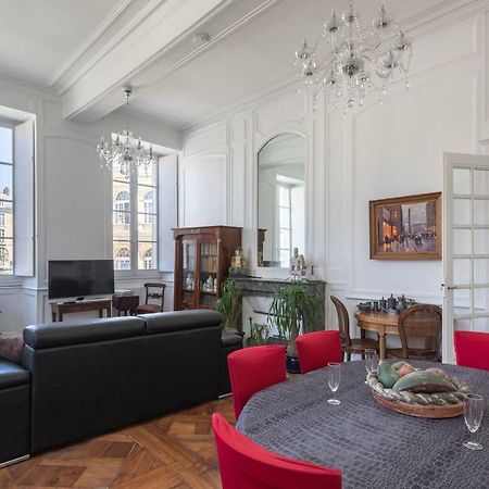 Les Suites De Philippe By Cocoonr Rennes Exterior photo