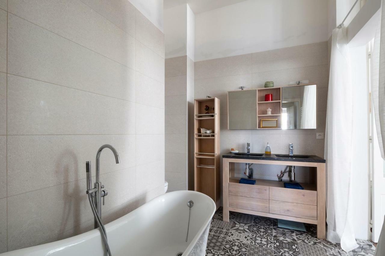 Les Suites De Philippe By Cocoonr Rennes Exterior photo