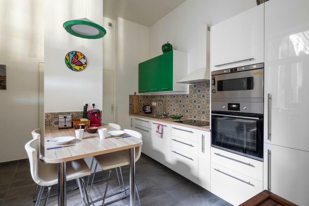 Les Suites De Philippe By Cocoonr Rennes Exterior photo